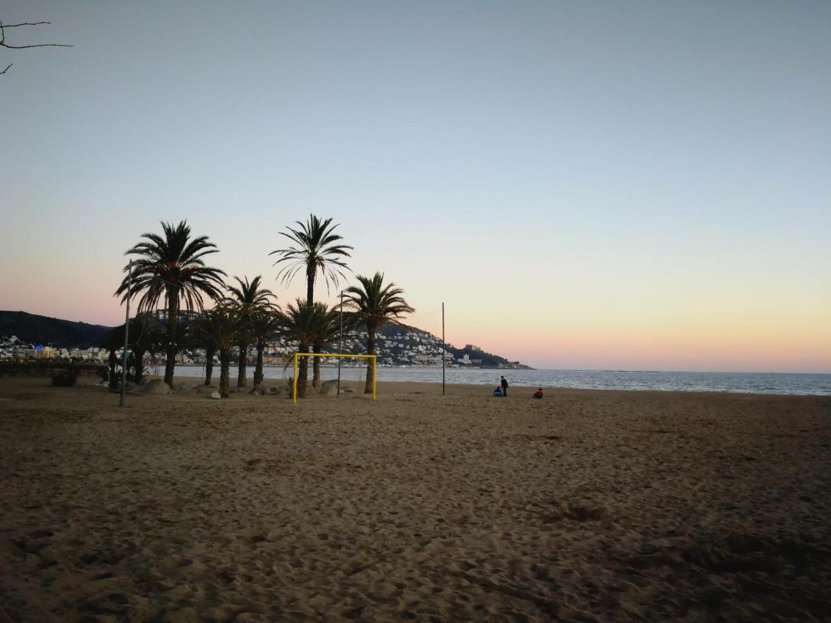 Villetta Da Carla Castello  D'Empuries Luaran gambar
